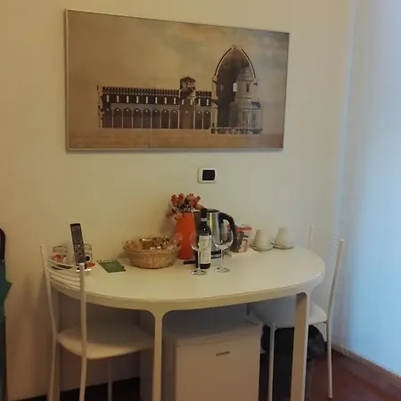 Stanza Indipendente Sant'ambrogio Milán